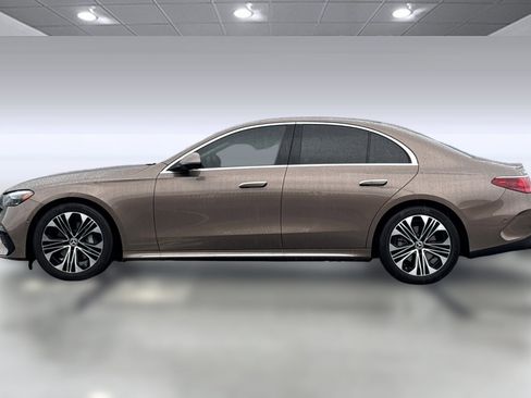 Used 2026 Mercedes-Benz E 350 Sedan image 2