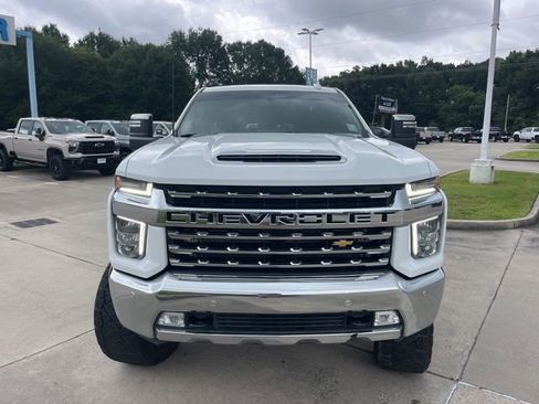 Used 2022 Chevrolet Silverado 2500 LTZ w/ Safety Package AWD/4WD image 12