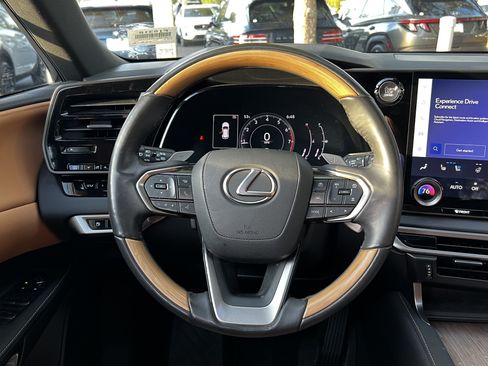 Used 2024 Lexus RX 350 Premium w/ Accessory Package (Z1) FWD image 32