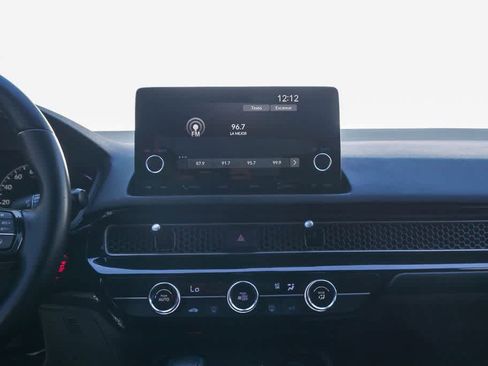 Used 2023 Honda Civic Sport image 11