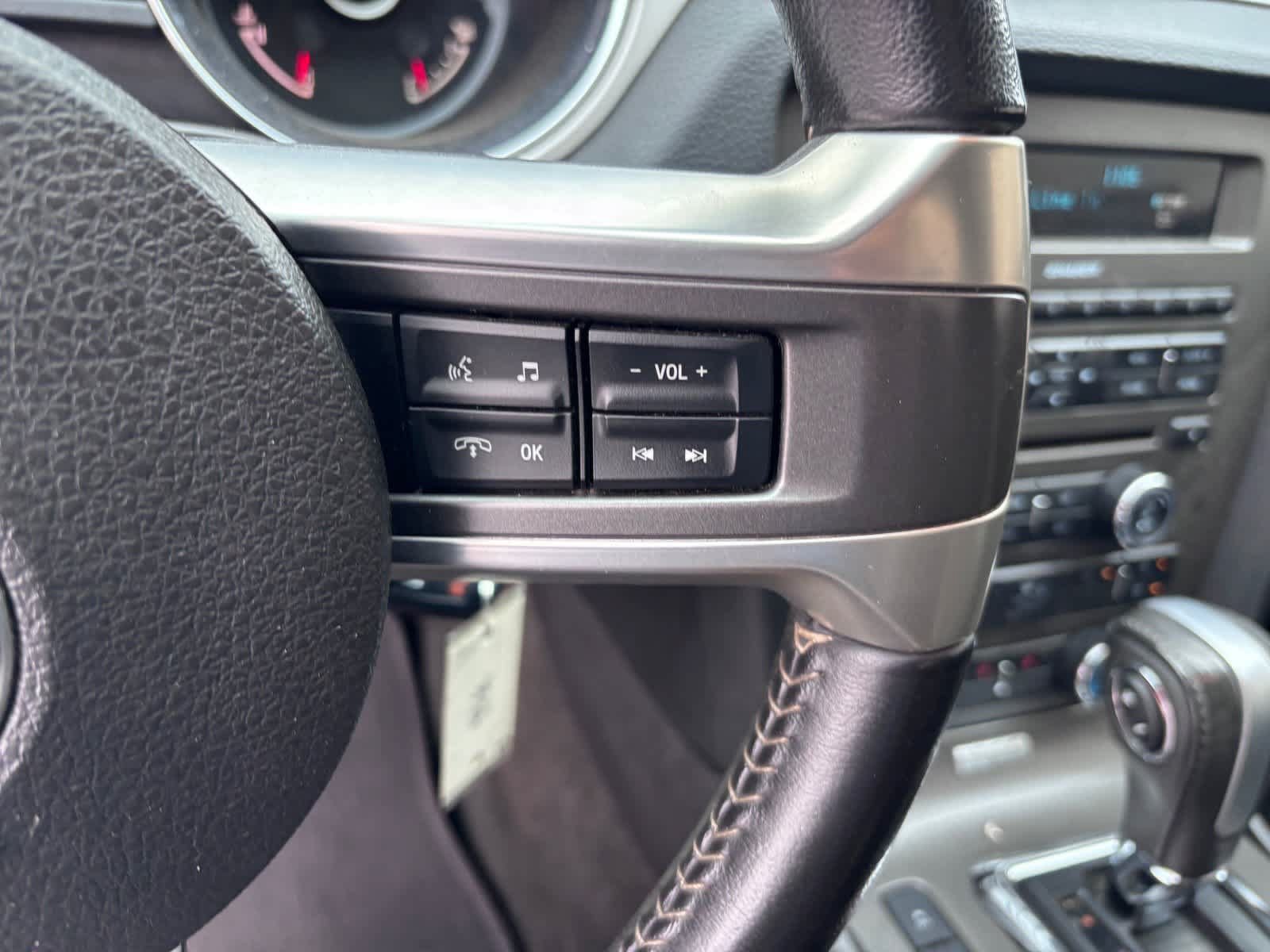 Used 2013 Ford Mustang GT Premium w/ Security Pkg RWD image 15