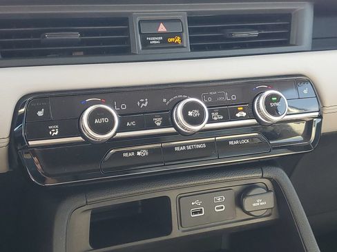 Certified 2023 Honda Pilot EX-L image 33