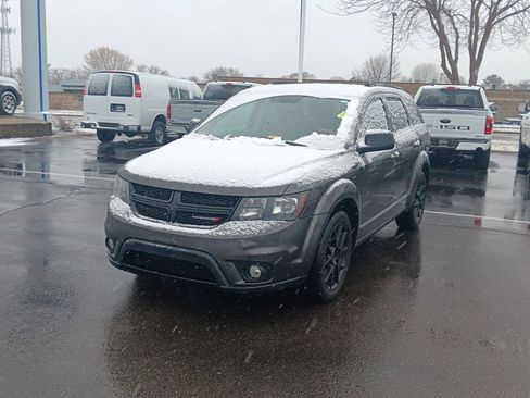 Used 2017 Dodge Journey GT w/ Driver Convenience Group image 12