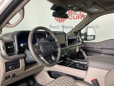 New 2026 Ford F250 Platinum w/ Platinum Plus Package AWD/4WD image 13