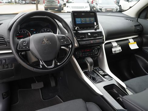New 2026 Mitsubishi Eclipse Cross SE AWD/4WD image 9