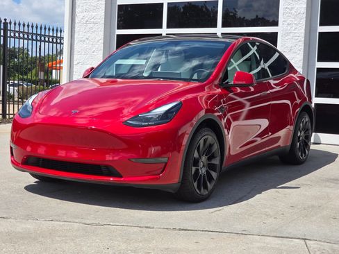 Used 2023 Tesla Model Y Long Range AWD/4WD image 6