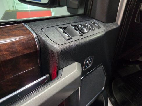 Used 2017 Ford F250 Platinum w/ Platinum Ultimate Package image 35