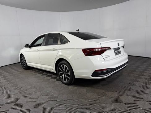 Used 2022 Volkswagen Jetta S FWD image 10