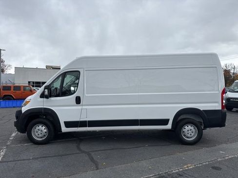 Used 2023 RAM ProMaster 2500 image 18