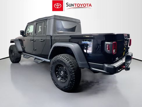Used 2022 Jeep Gladiator Rubicon AWD/4WD image 6