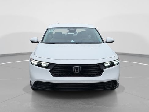 Certified 2023 Honda Accord LX image 2