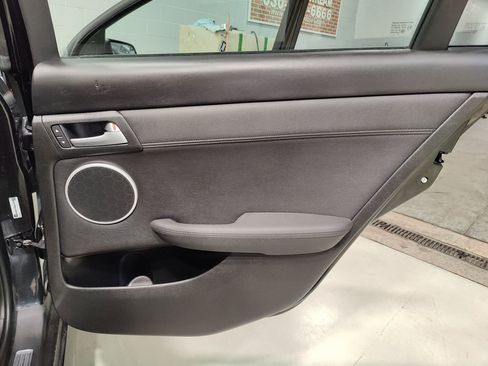 Used 2009 Pontiac G8 GT w/ Premium Package image 14