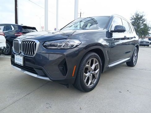Used 2022 BMW X3 sDrive30i w/ Premium Package image 4