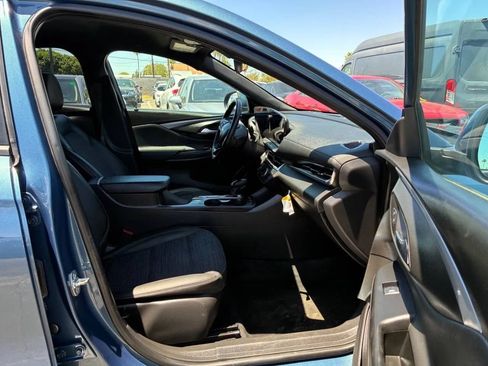 Used 2025 Buick Envista Preferred w/ Convenience I Package FWD image 27
