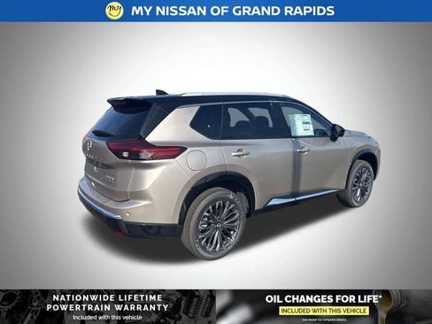 New 2026 Nissan Rogue Platinum image 2