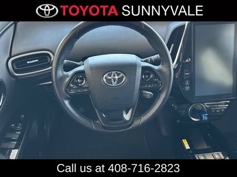 Used 2021 Toyota Prius Prime XLE FWD image 18