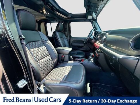 Used 2022 Jeep Gladiator Sport AWD/4WD image 30