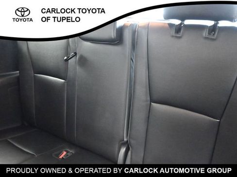 Used 2024 Toyota Highlander XLE image 25