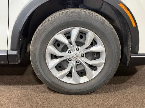 Used 2023 Honda CR-V LX image 18