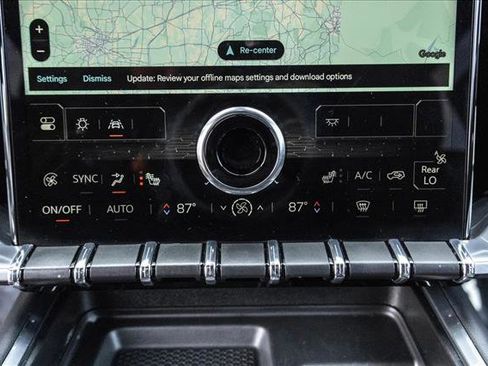 Used 2025 GMC Acadia Elevation image 18