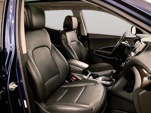 Used 2017 Hyundai Santa Fe Sport w/ 2.0T Ultimate Tech Package 05 FWD image 8