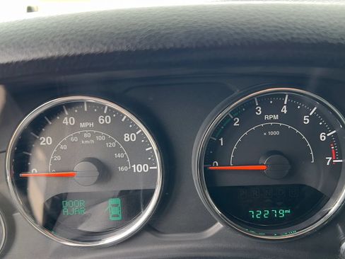 Used 2017 Jeep Wrangler Unlimited Sport image 32