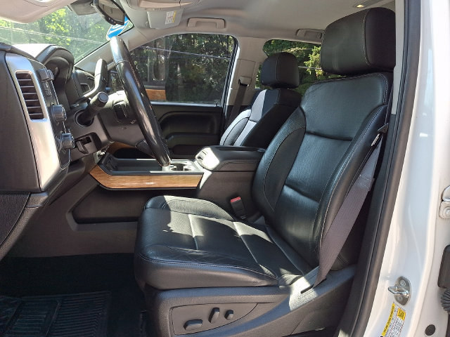 Used 2016 Chevrolet Silverado 2500 LTZ w/ LTZ Plus Package AWD/4WD image 15