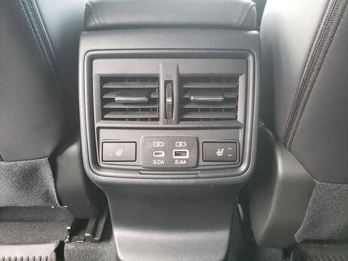 Used 2026 Subaru Outback Limited XT image 13