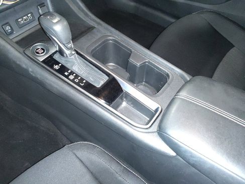 Used 2025 Nissan Sentra SV FWD image 26