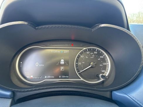 Used 2025 Nissan Versa SV image 22