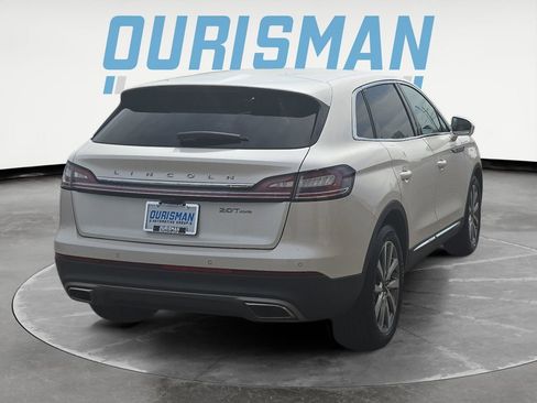 Used 2019 Lincoln Nautilus Select AWD/4WD image 6