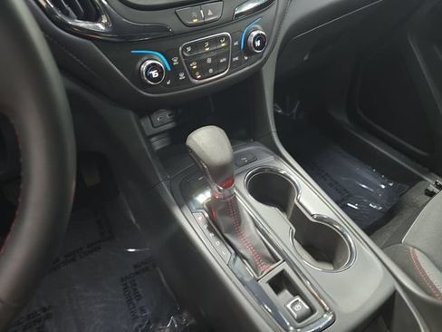 Used 2023 Chevrolet Equinox RS AWD/4WD image 26