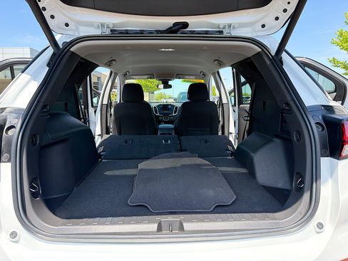 Used 2022 Chevrolet Equinox LT AWD/4WD image 11