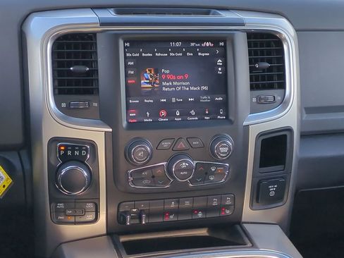 Used 2019 RAM 1500 Big Horn image 32