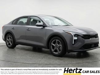 Used 2025 Kia K4 LXS video 1