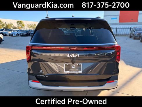 Certified 2026 Kia Carnival EX image 3