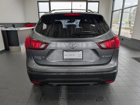 Used 2019 Nissan Rogue Sport SV image 3