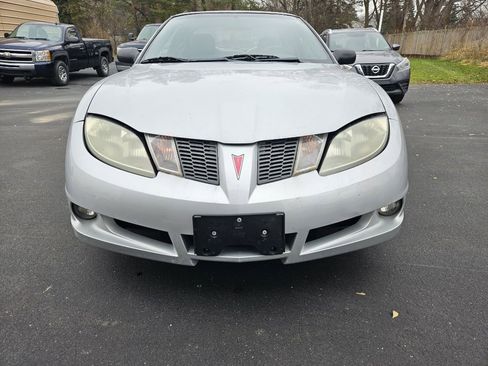 Used 2004 Pontiac Sunfire Coupe w/ 1SB Preferred Equipment Group image 4