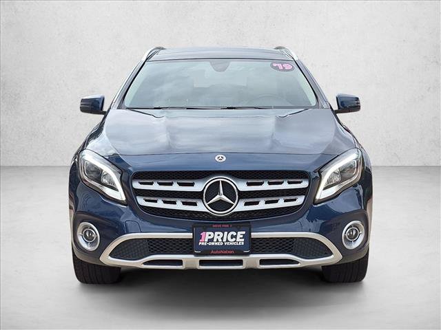 Used 2019 Mercedes-Benz GLA 250 4MATIC image 2