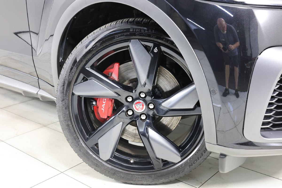 Used 2021 Jaguar F-PACE SVR AWD/4WD image 14