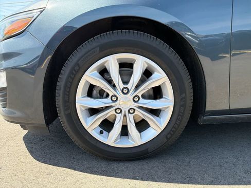 Used 2020 Chevrolet Malibu LT w/ Leather Package FWD image 19