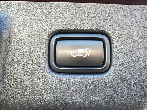 Used 2022 Hyundai Palisade Calligraphy image 19