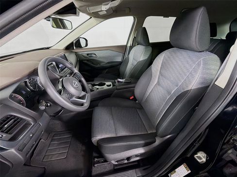 Used 2023 Nissan Rogue SV AWD/4WD image 11