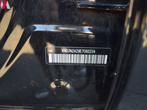 Used 2014 Kia Soul FWD image 27