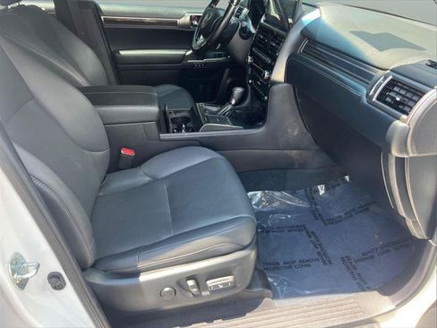 Certified 2023 Lexus GX 460 Premium w/ Premium Package AWD/4WD image 12