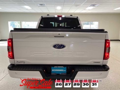 Used 2022 Ford F150 XLT w/ Equipment Group 302A High image 8