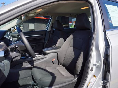 Used 2023 Nissan Altima 2.5 SV image 22