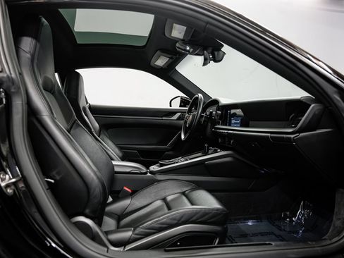 Used 2020 Porsche 911 Carrera S RWD image 29