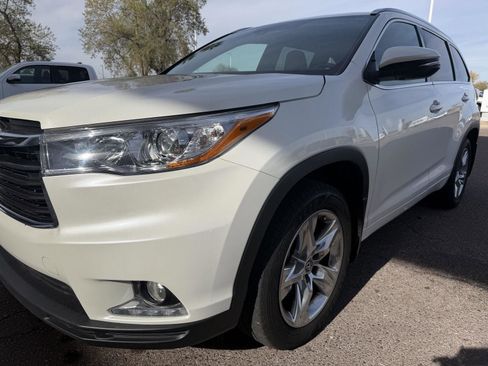 Used 2016 Toyota Highlander Limited Platinum image 9