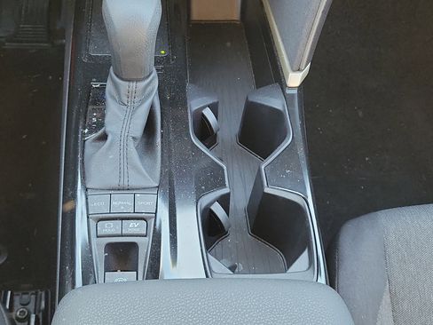 Used 2025 Toyota Camry LE image 26